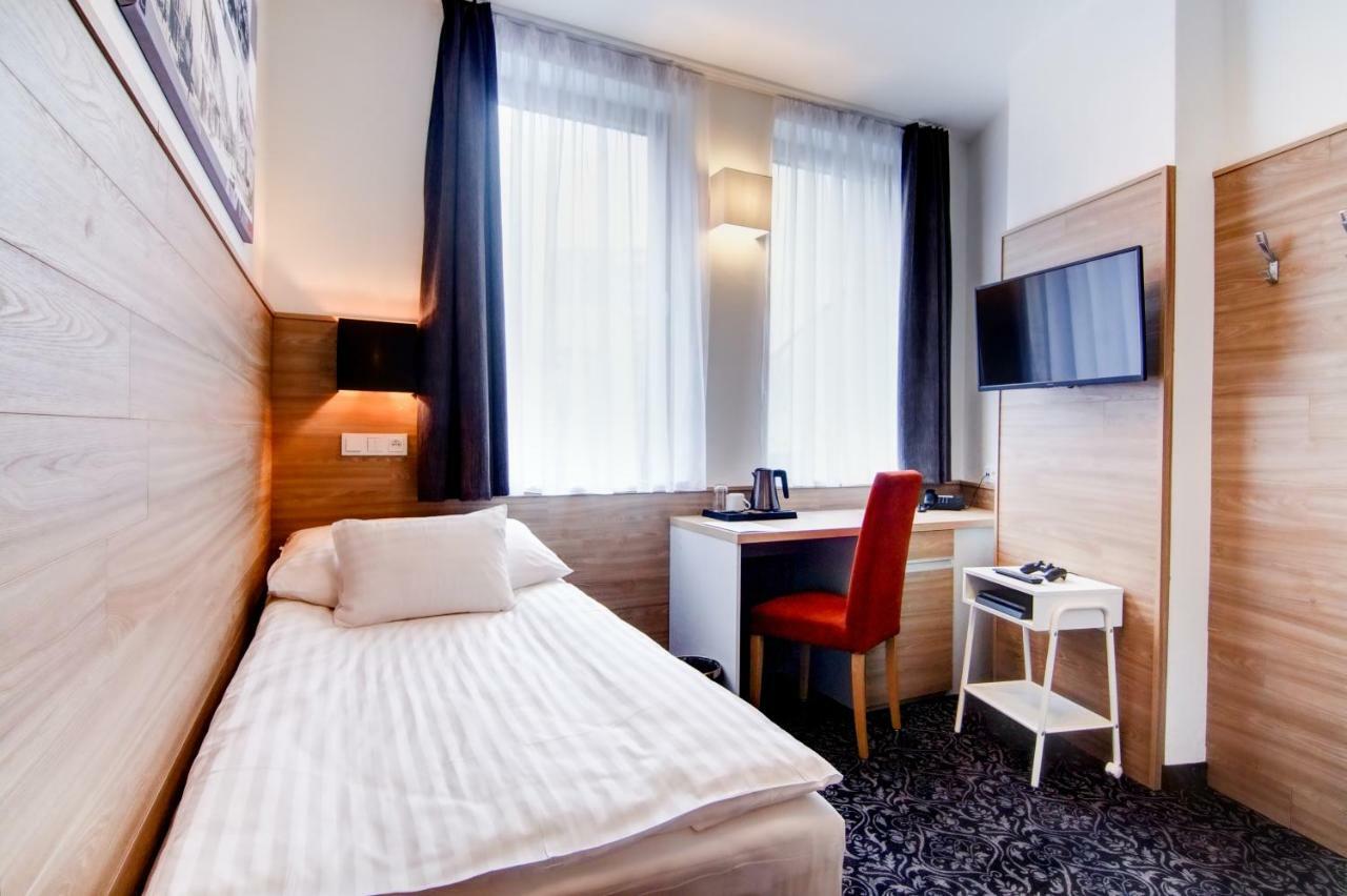 Hotel Koflik Strakonice Kültér fotó
