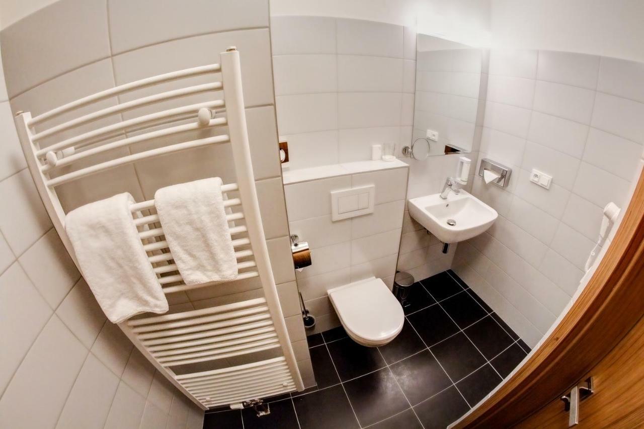 Hotel Koflik Strakonice Kültér fotó